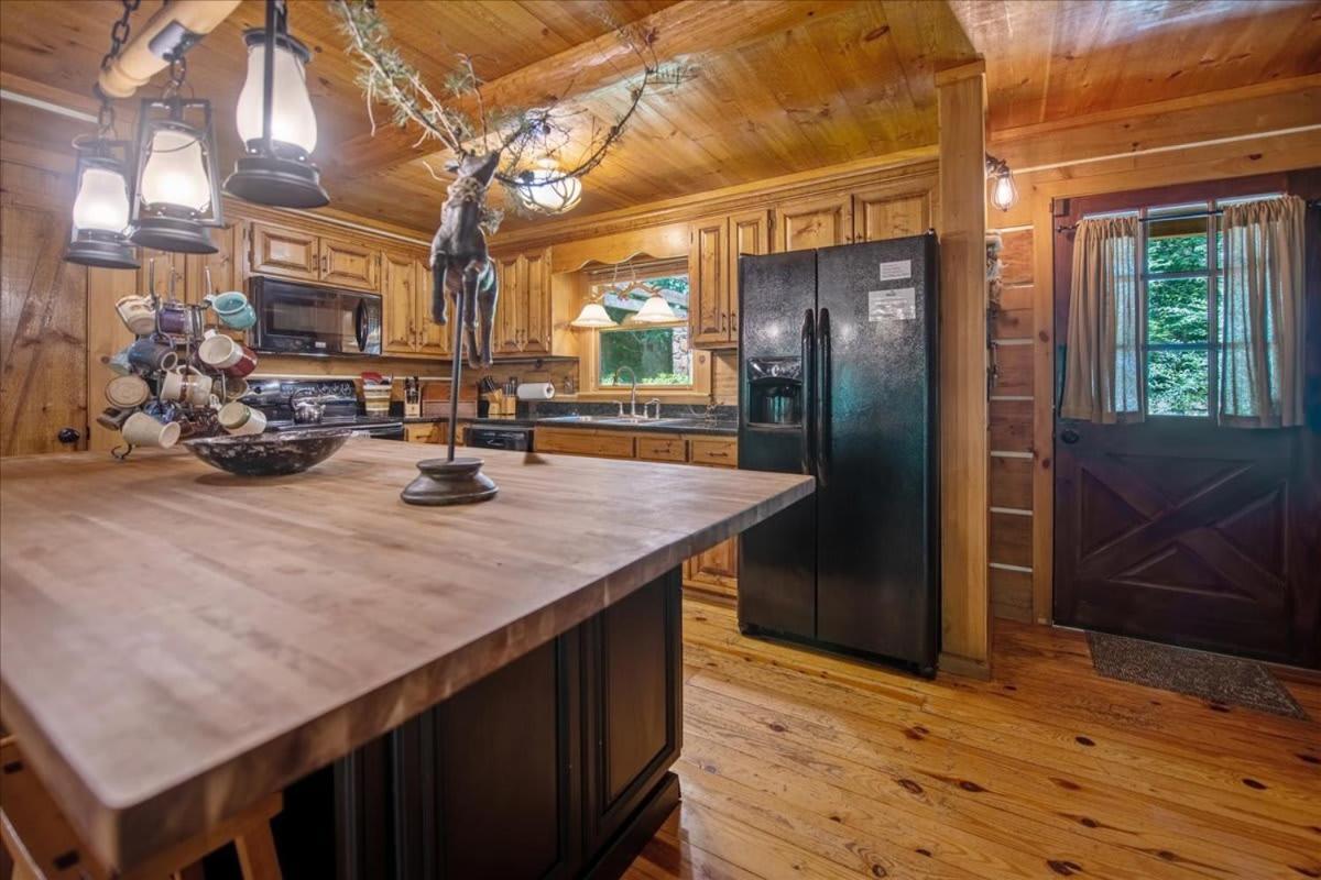 Waterfront Mountain Cabin With Hot Tub Villa Blue Ridge Exterior photo